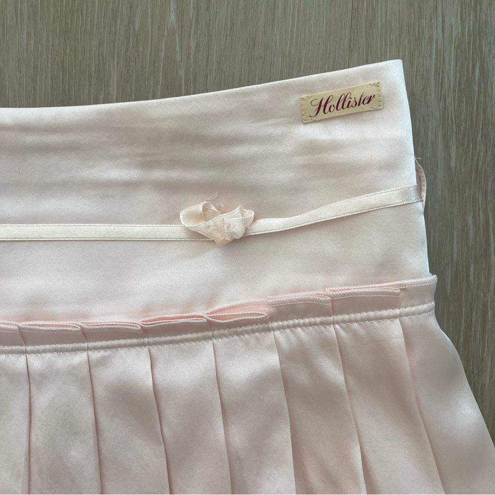 !SOLD! HOLLISTER Vintage Y2K Barbie Light Pink Silk Pleated Micro Mini Skirt - Picture 12 of 12